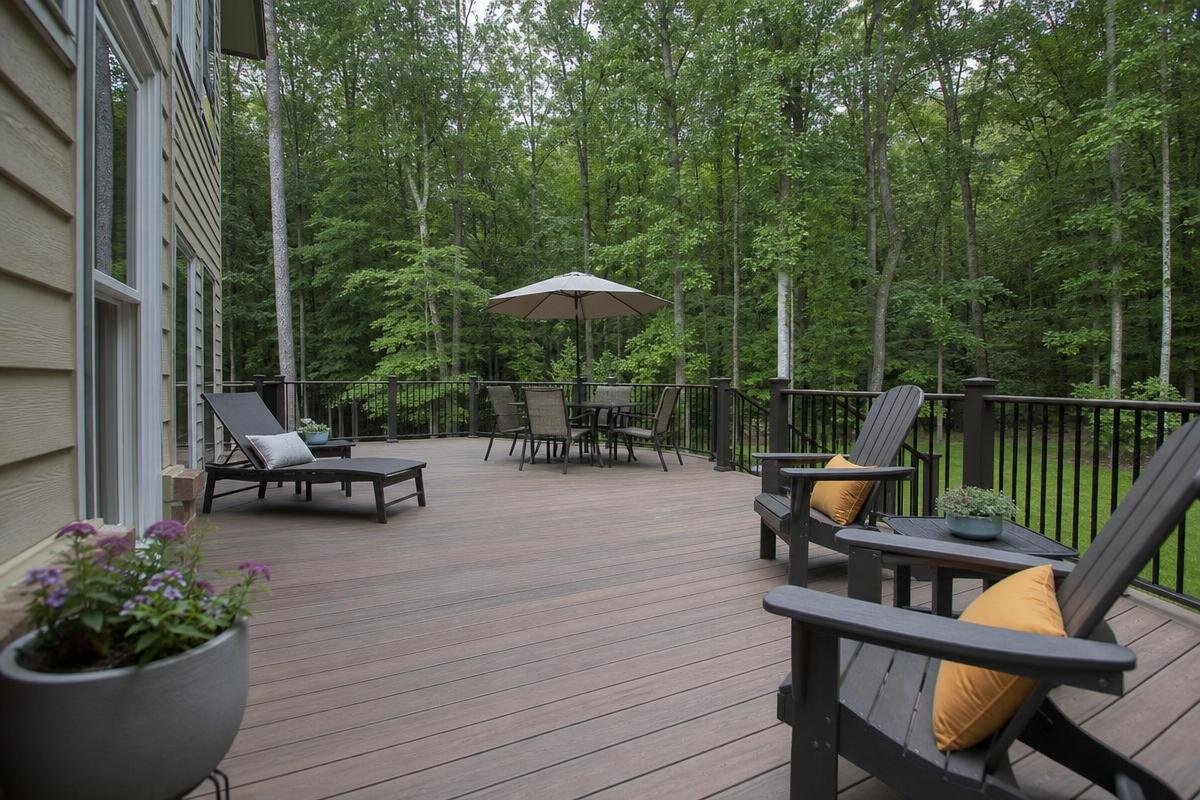 Composite deck installation cost in Waxhaw, NC