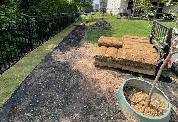 spread sod and mulch